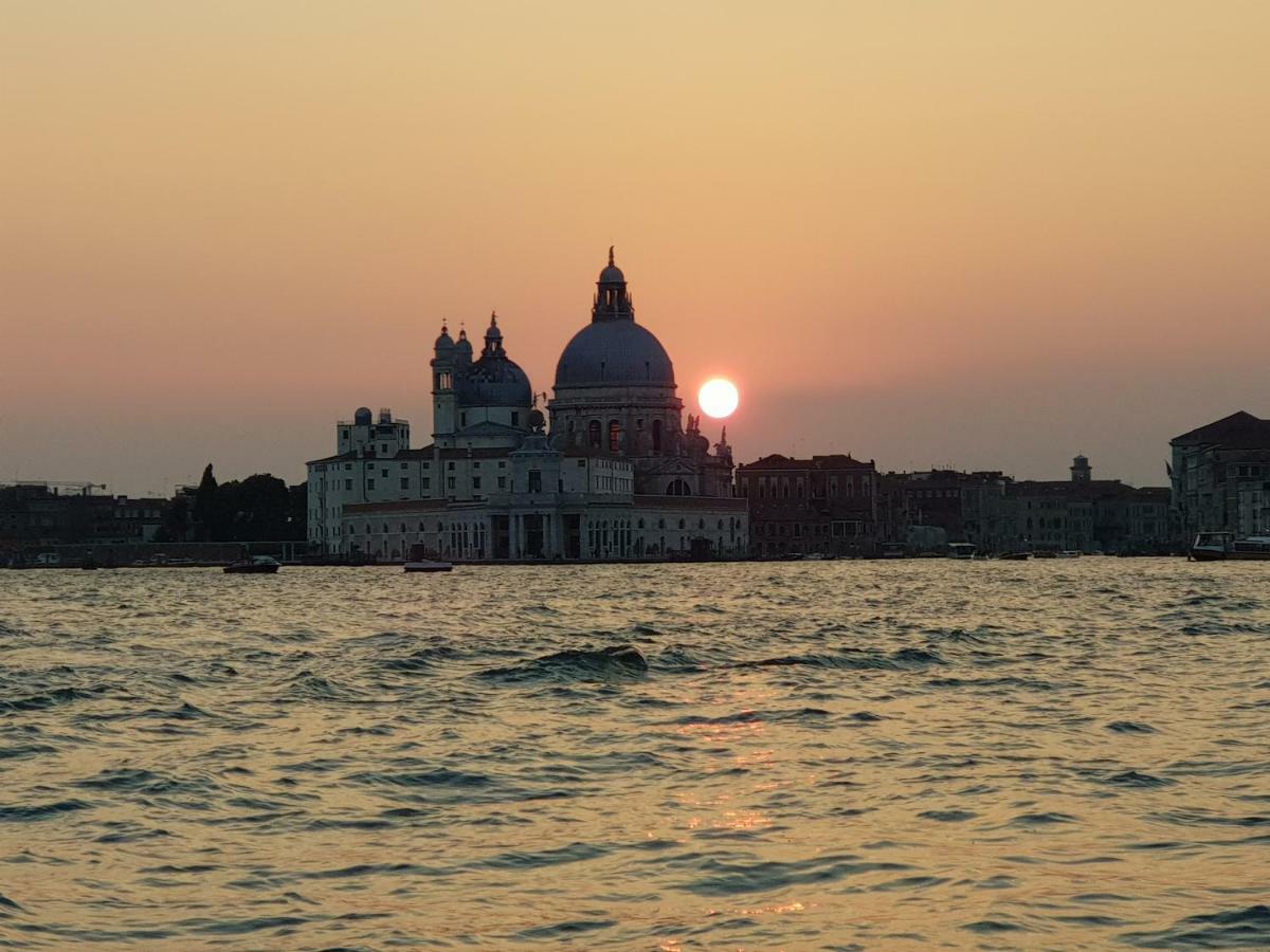 Apartamento Residenza Ca' Brighella Venecia Exterior foto