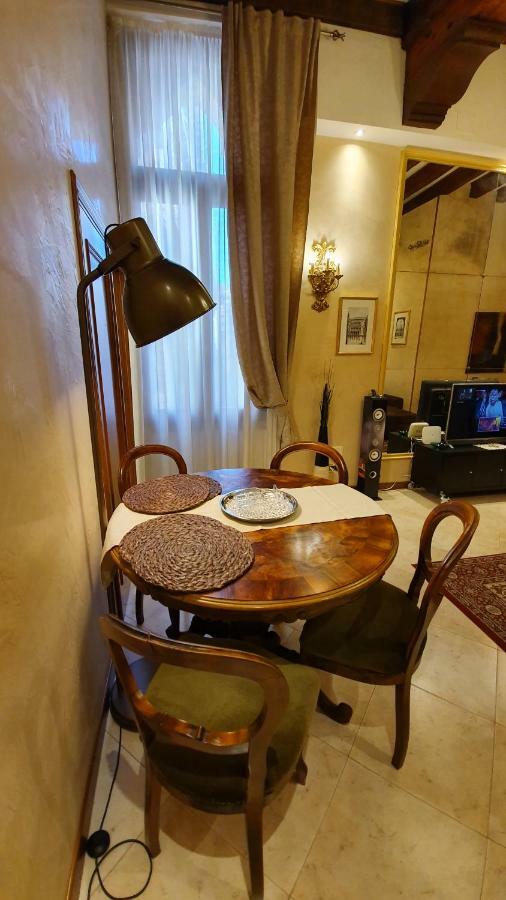 Apartamento Residenza Ca' Brighella Venecia Exterior foto